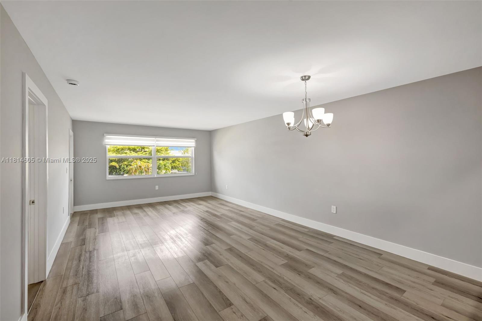 ROYAL PARK GARDENS III-F - Residential