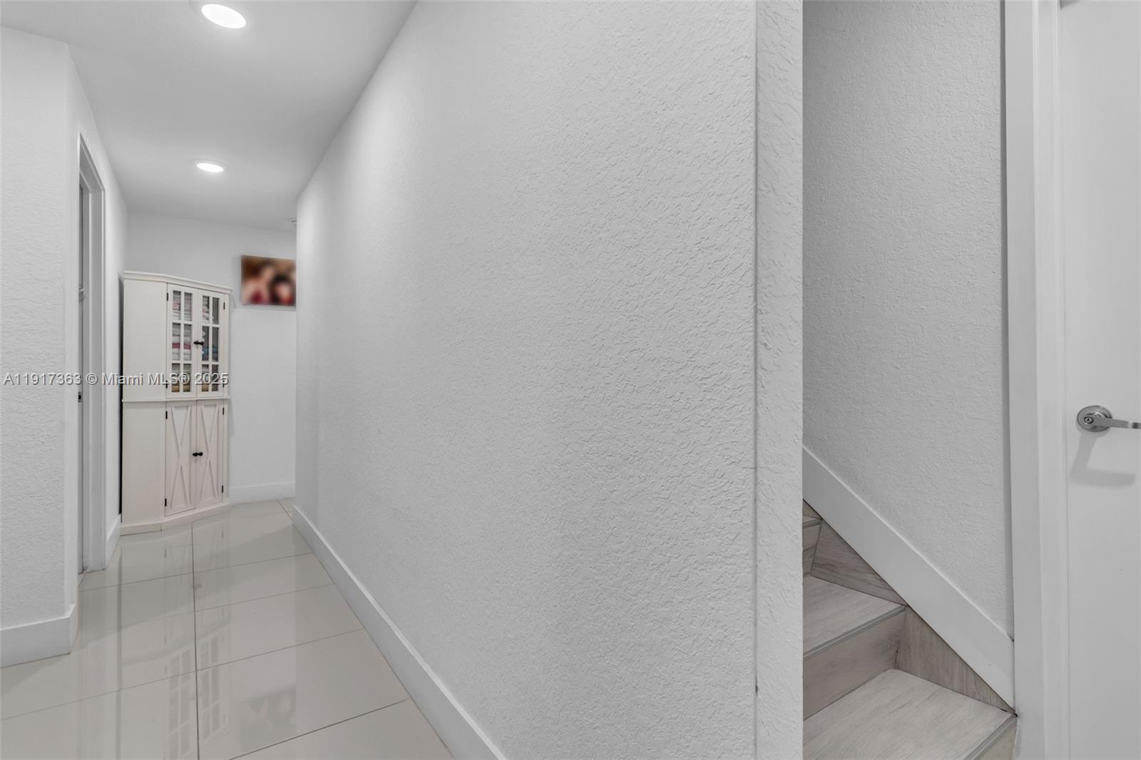 PARADISE ONE - Residential