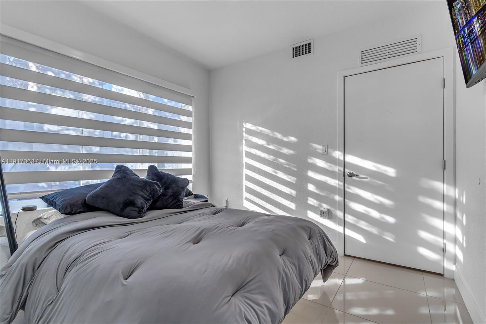 PARADISE ONE - Residential