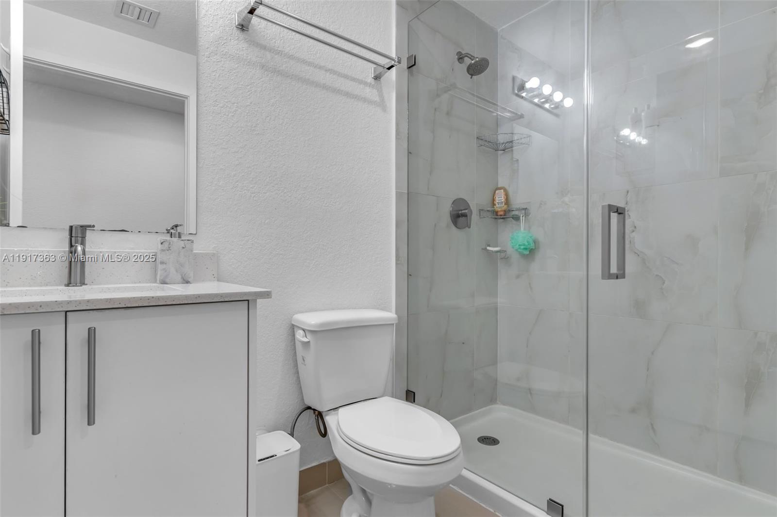 PARADISE ONE - Residential