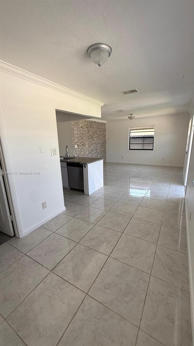 liberia - Residential