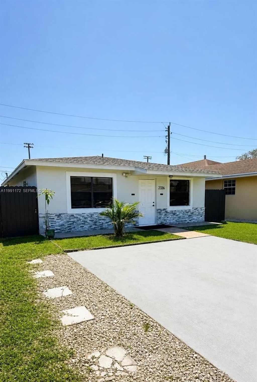 Photo of 2336 Hope St, Hollywood, FL 33020 (MLS # A11991172)