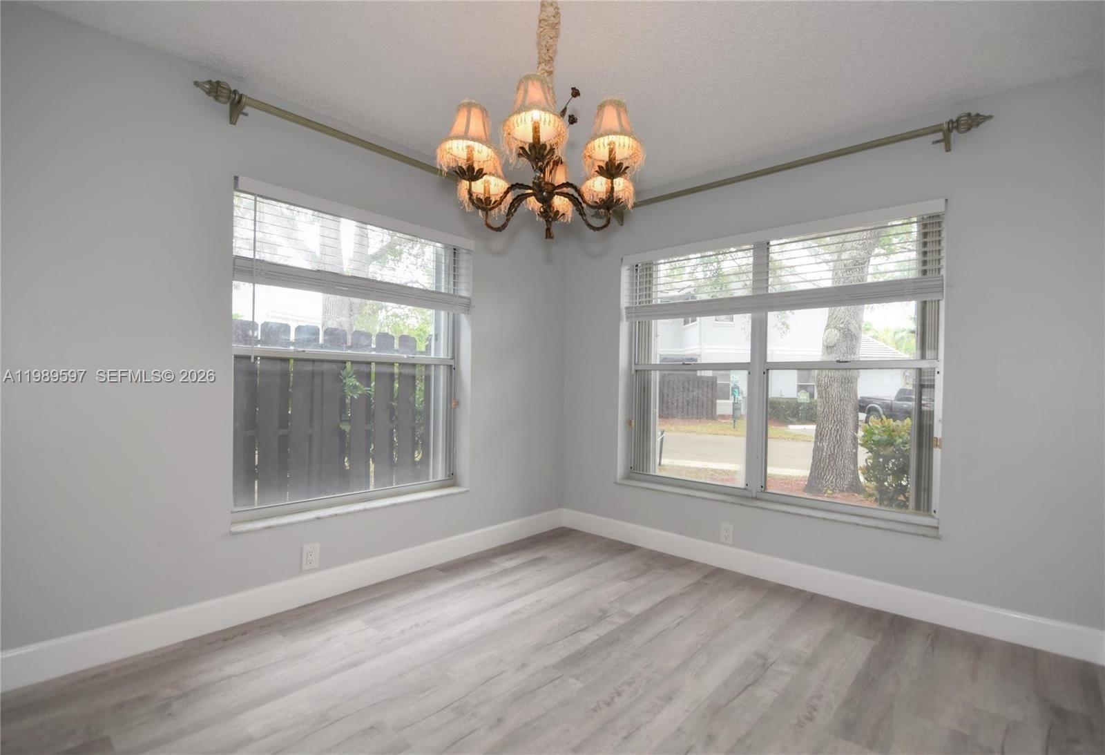 HAWKES BLUFF - Residential Lease