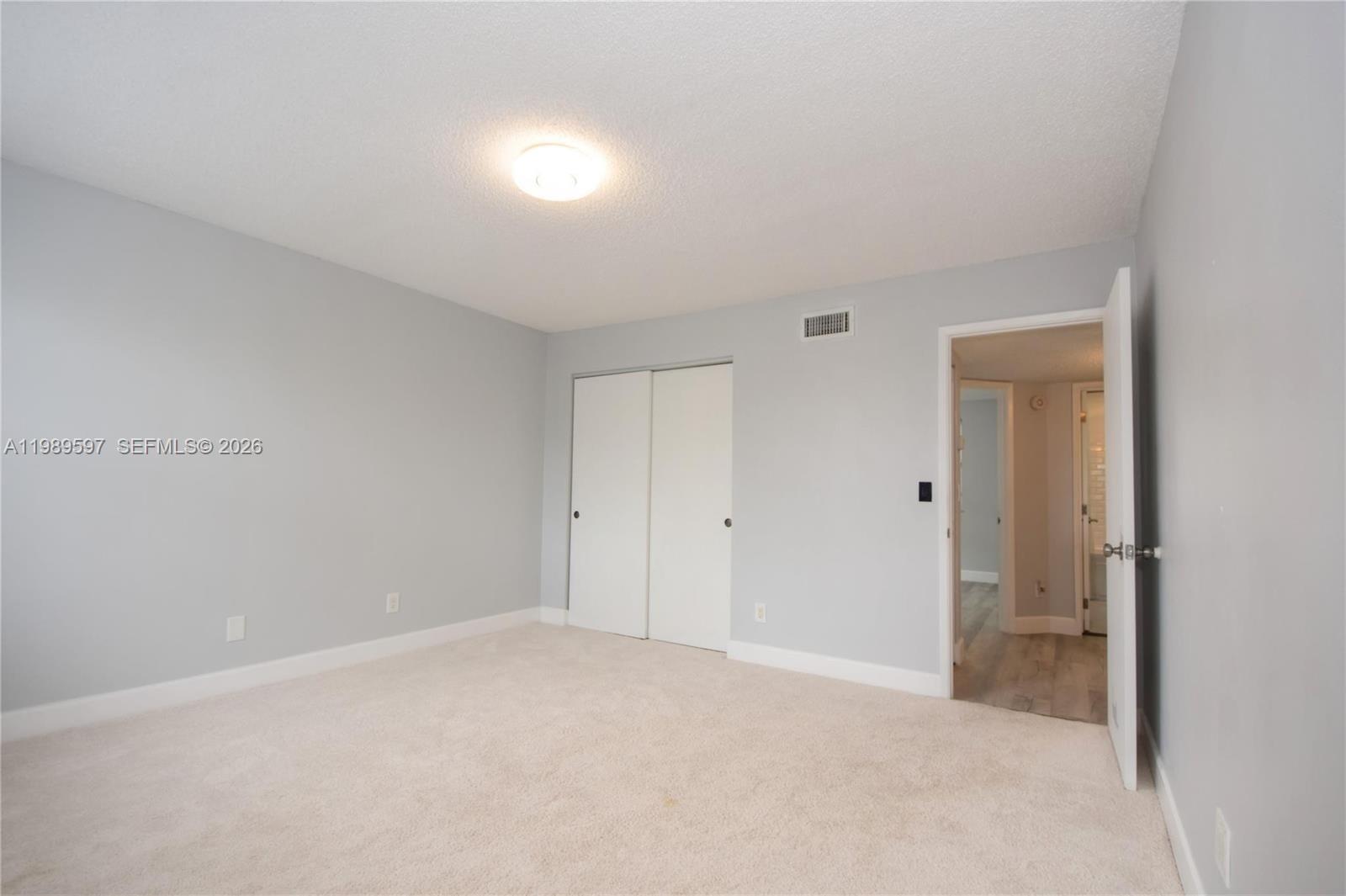 HAWKES BLUFF - Residential Lease