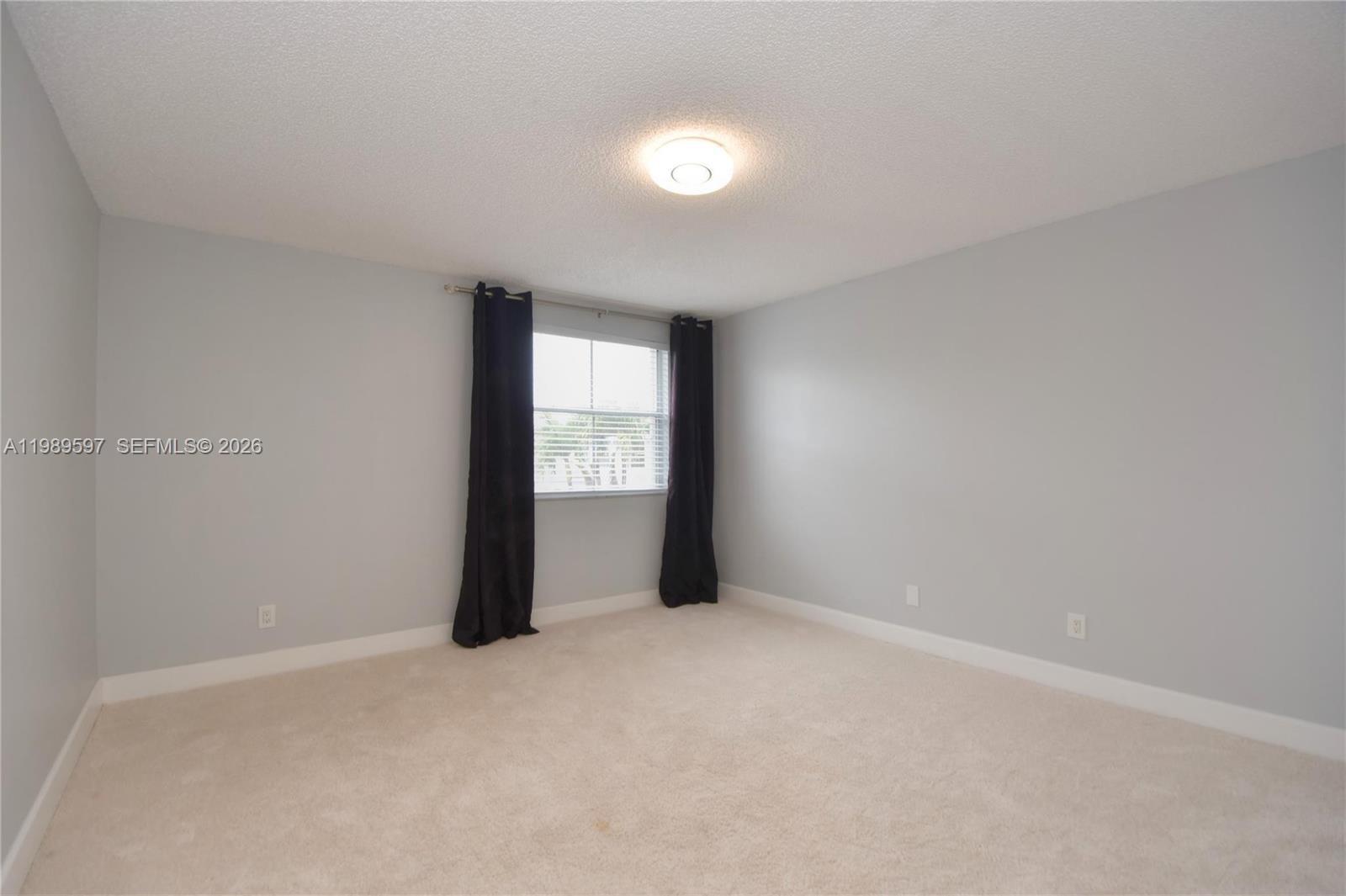 HAWKES BLUFF - Residential Lease