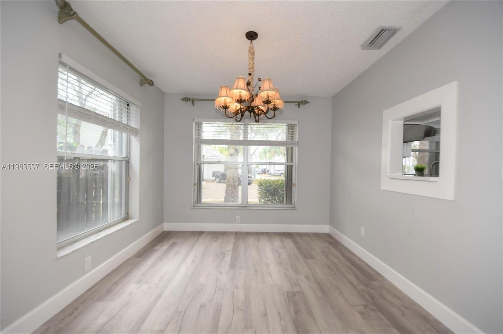 HAWKES BLUFF - Residential Lease