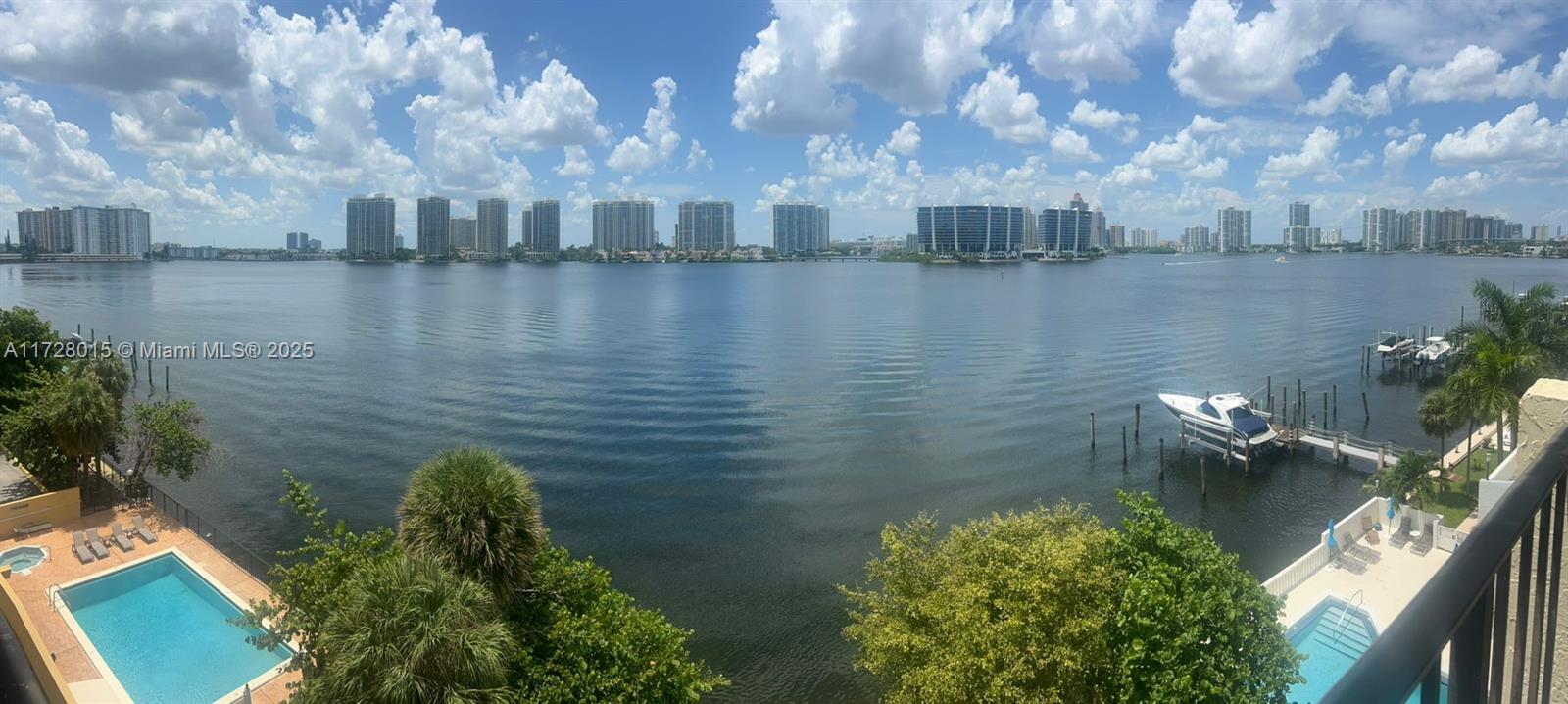 BAY HOUSE TOWER CONDO - Residential