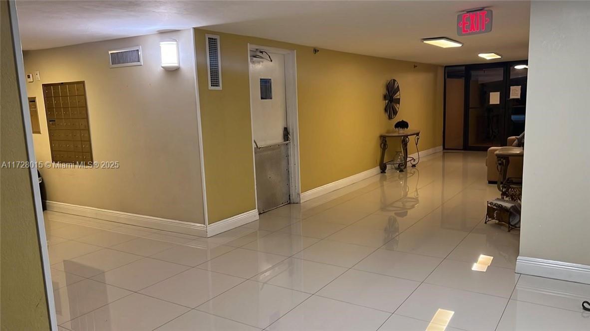BAY HOUSE TOWER CONDO - Residential