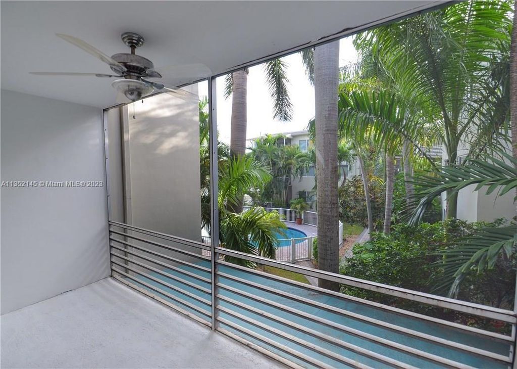 Photo of 1535 SE 15th St #202, Fort Lauderdale, FL 33316 (MLS # A11352145)