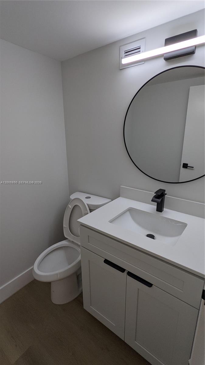 DESOTO PARK CONDO - Residential Lease