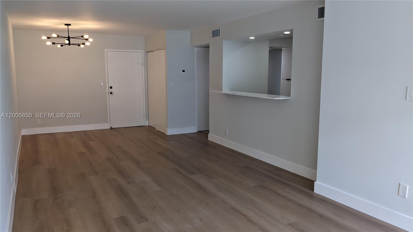 501 Three Islands Blvd 112