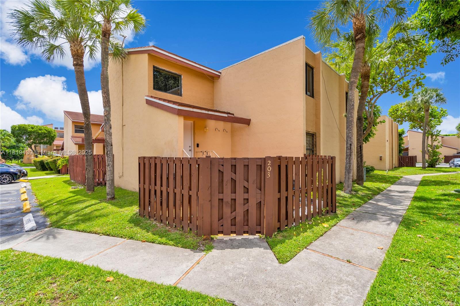 INDIAN SUMMER VILG CONDO - Residential Lease