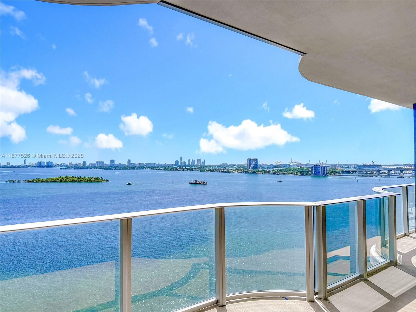 ARIA RESERVE - Residential Lease