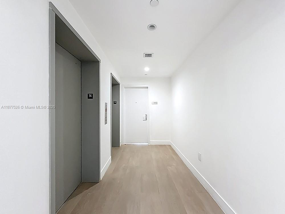 ARIA RESERVE - Residential Lease