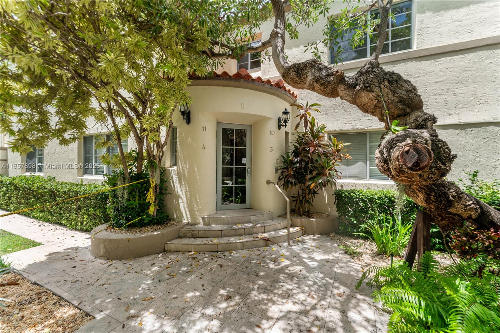 HARRIET COURT CONDO - Residential