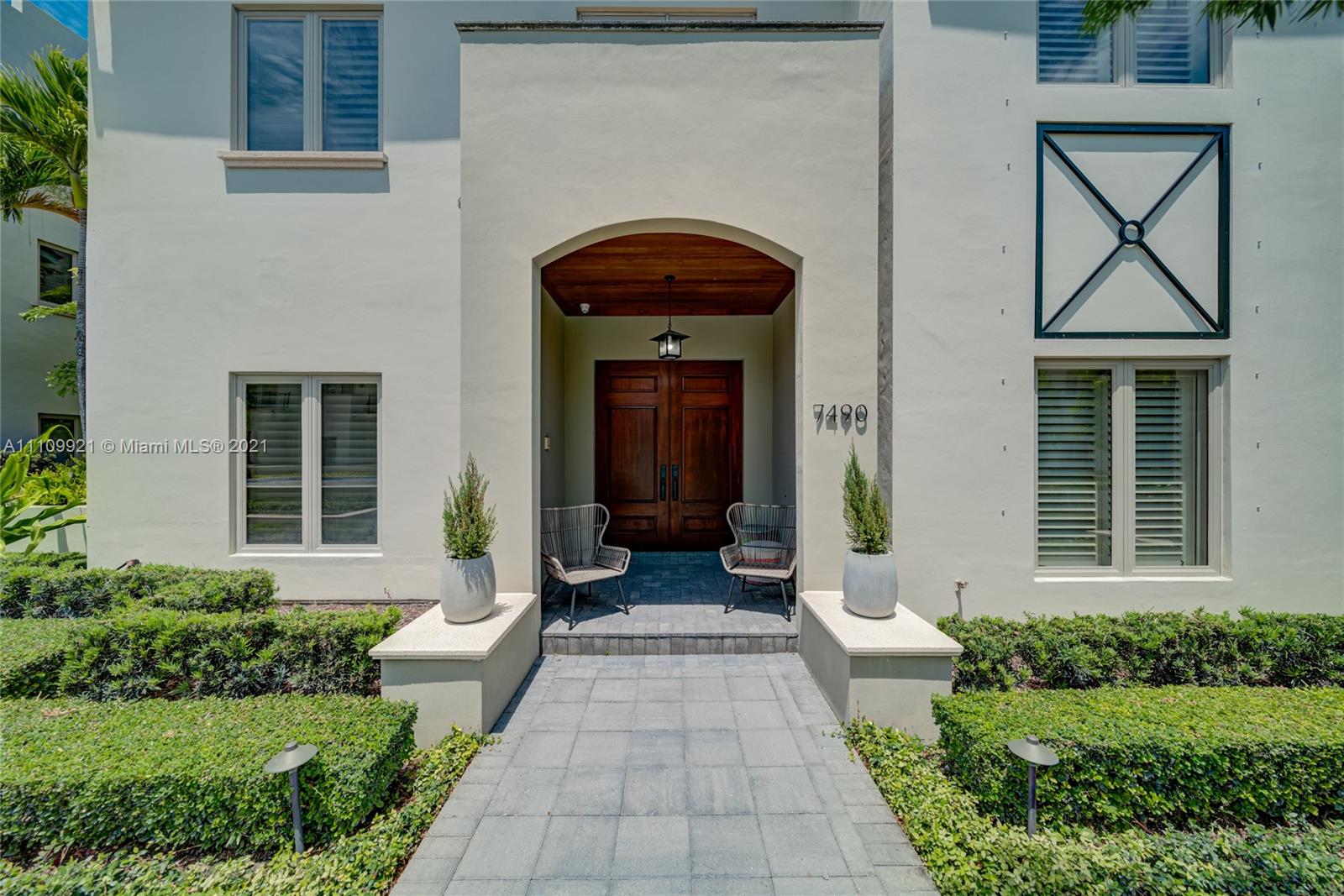 OAK LANE - Residential
