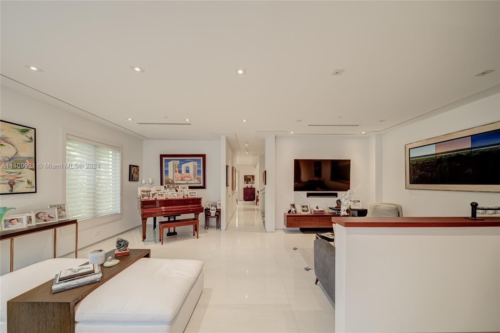 OAK LANE - Residential