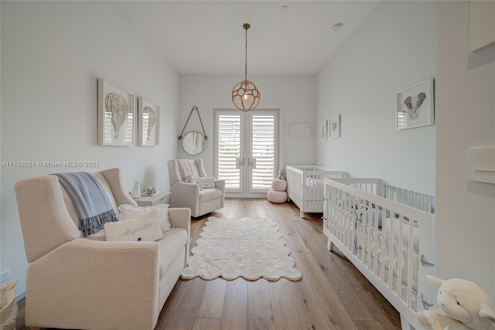 OAK LANE - Residential