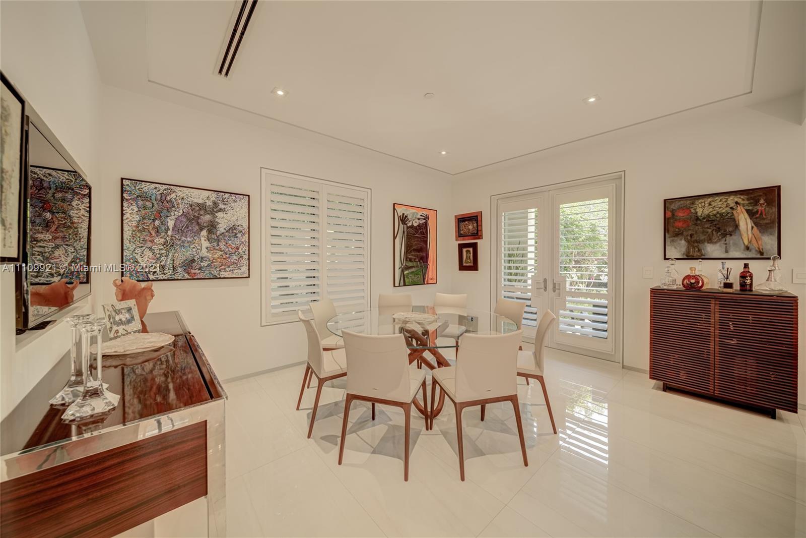 OAK LANE - Residential