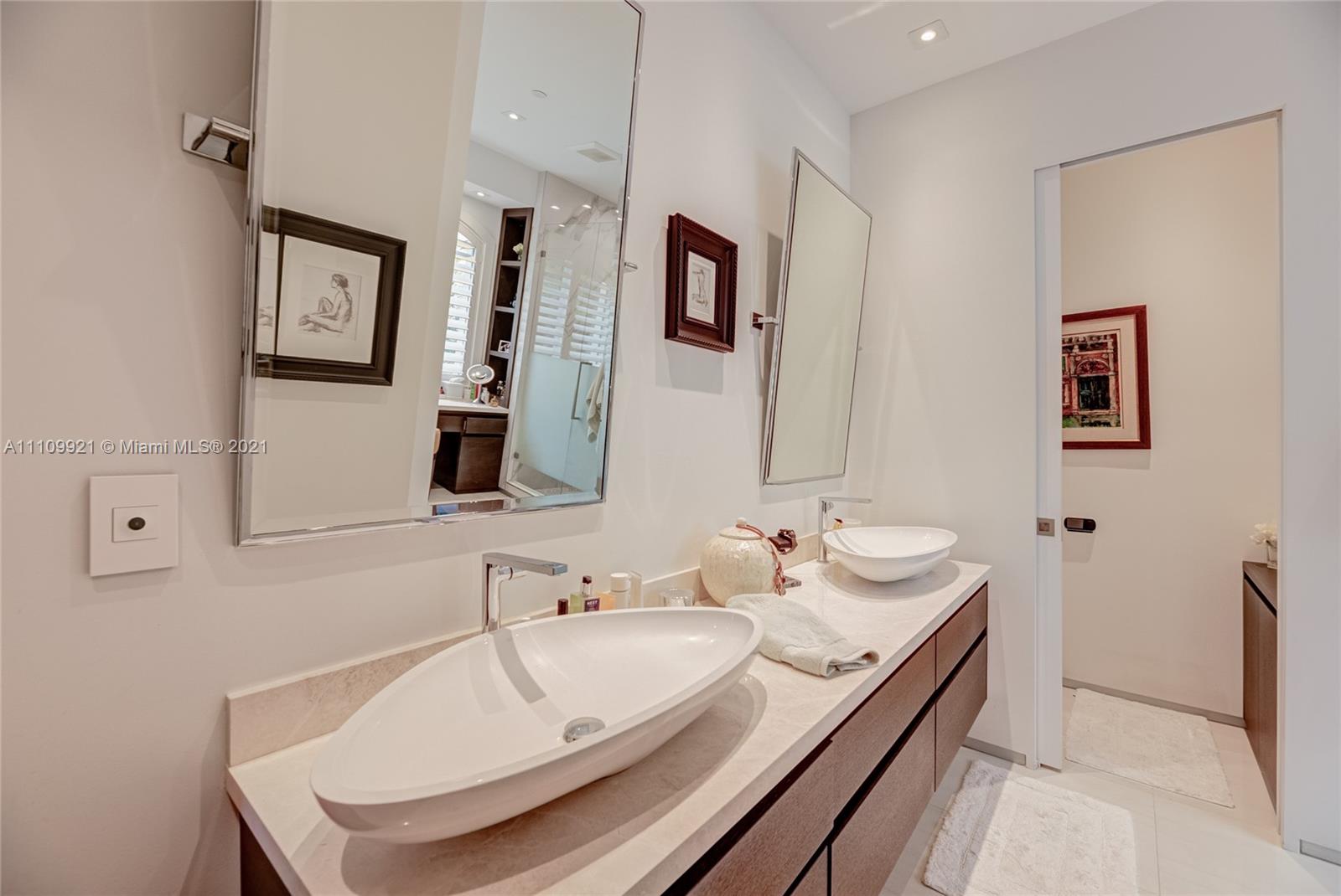 OAK LANE - Residential