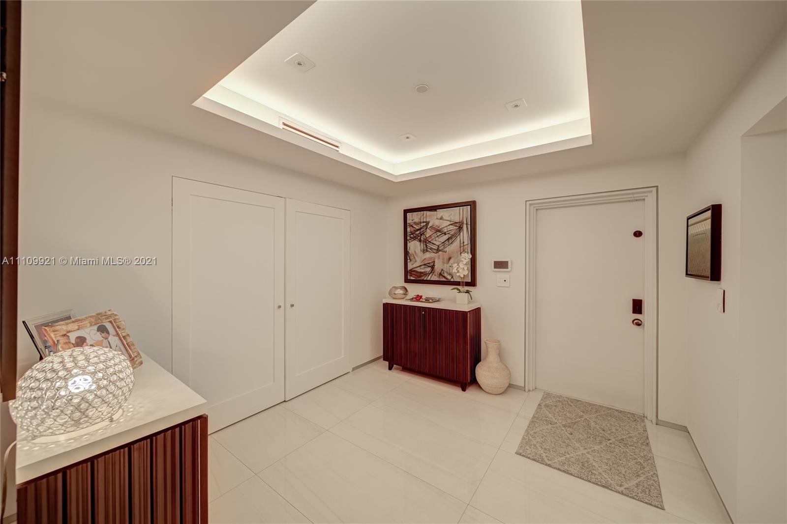 OAK LANE - Residential