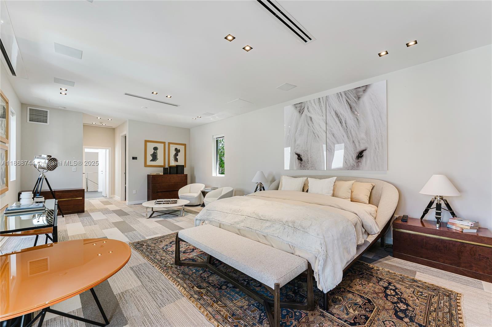 ISLAND ESTATES - Residential Lease