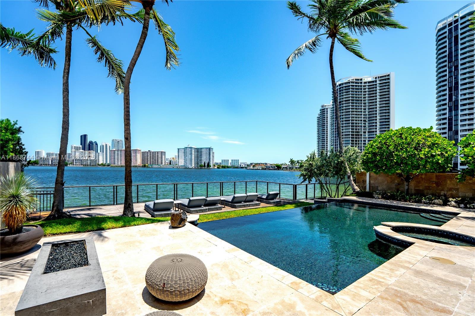 ISLAND ESTATES - Residential Lease