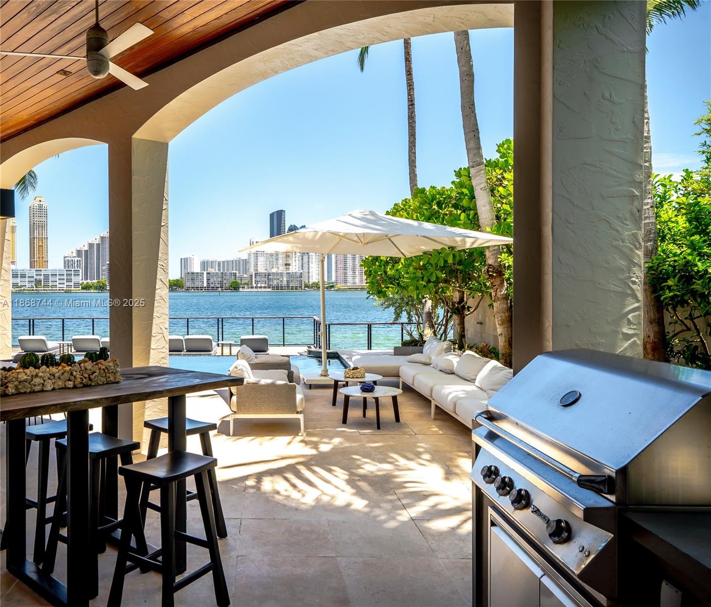 ISLAND ESTATES - Residential Lease