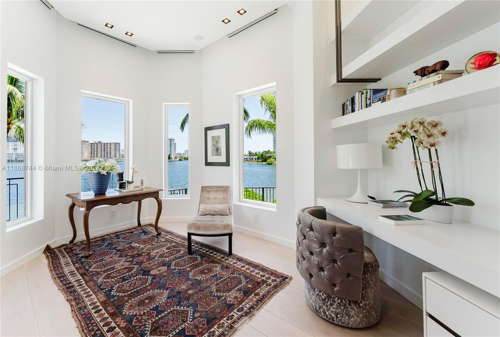 ISLAND ESTATES - Residential Lease