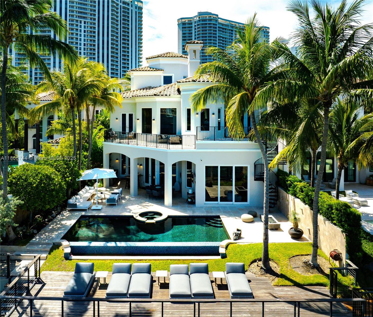 ISLAND ESTATES - Residential Lease