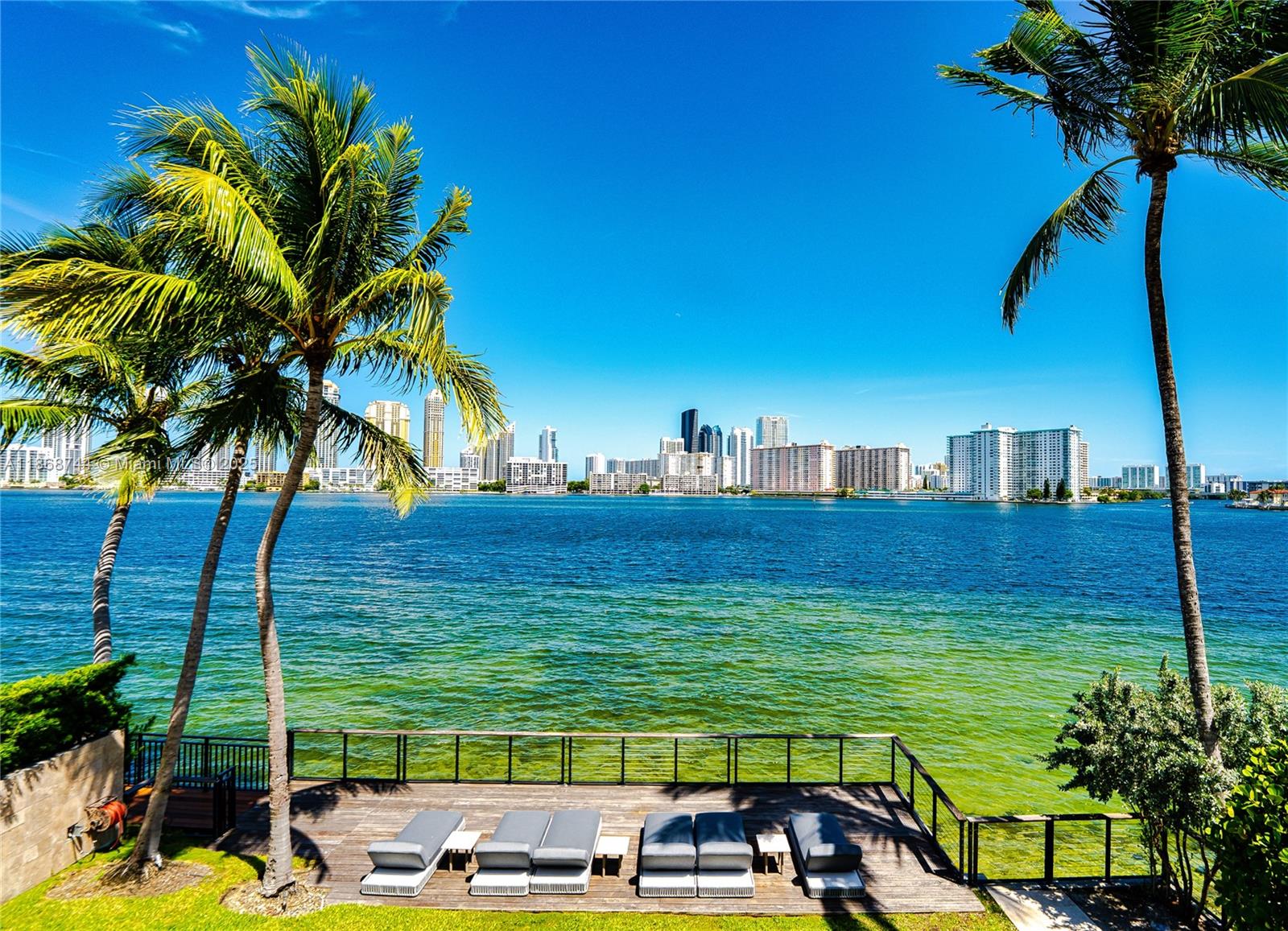 ISLAND ESTATES - Residential Lease