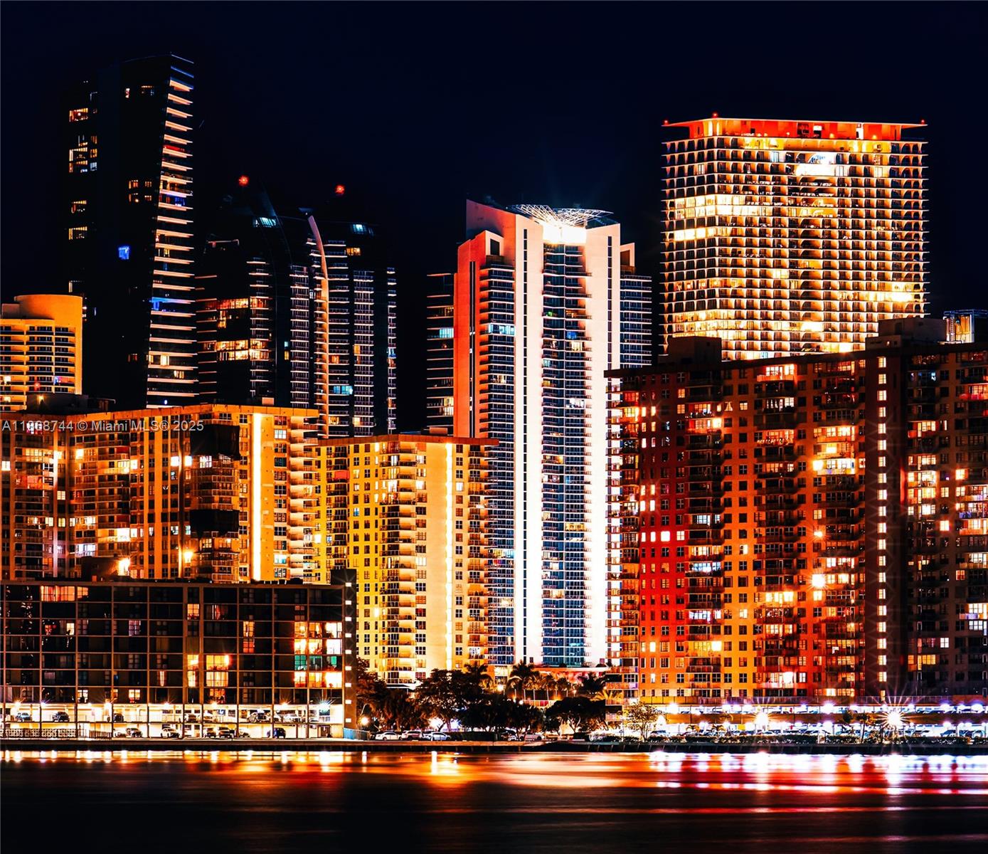 ISLAND ESTATES - Residential Lease