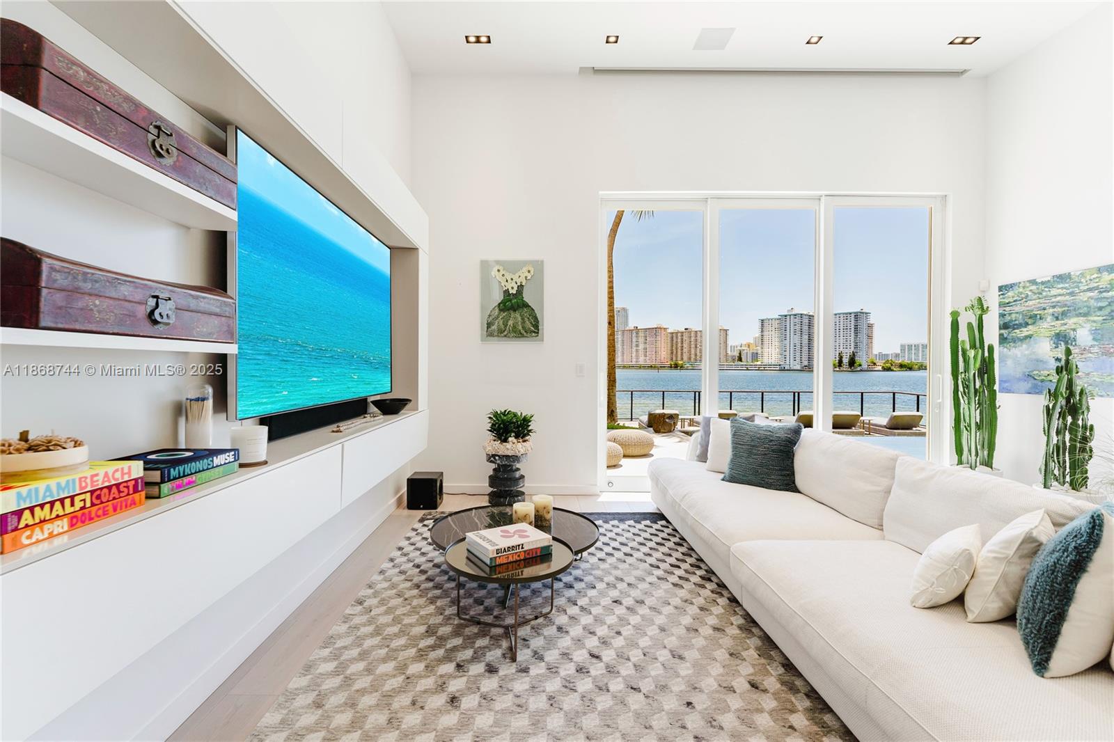 ISLAND ESTATES - Residential Lease