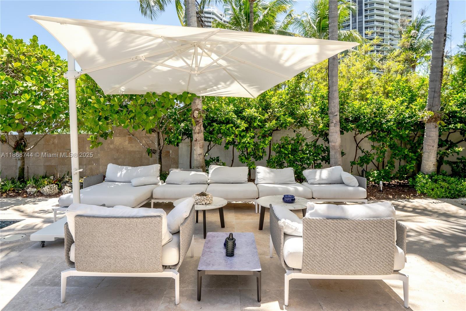 ISLAND ESTATES - Residential Lease