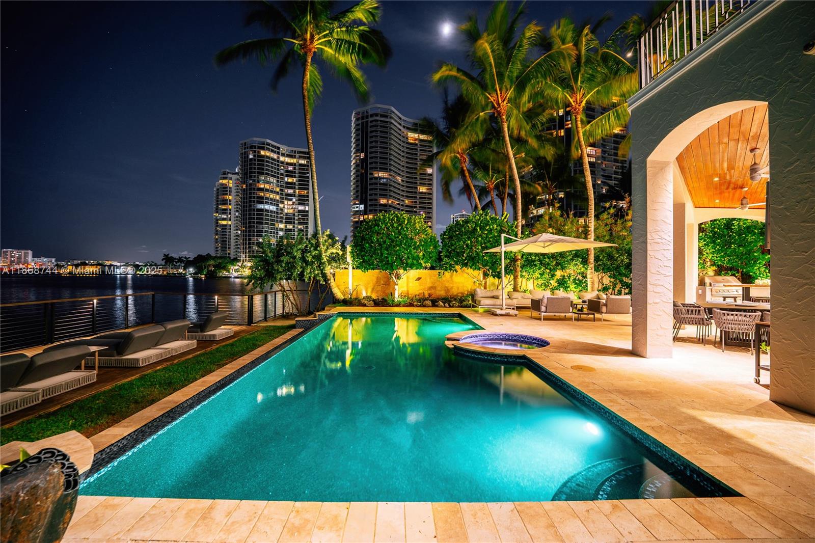 ISLAND ESTATES - Residential Lease