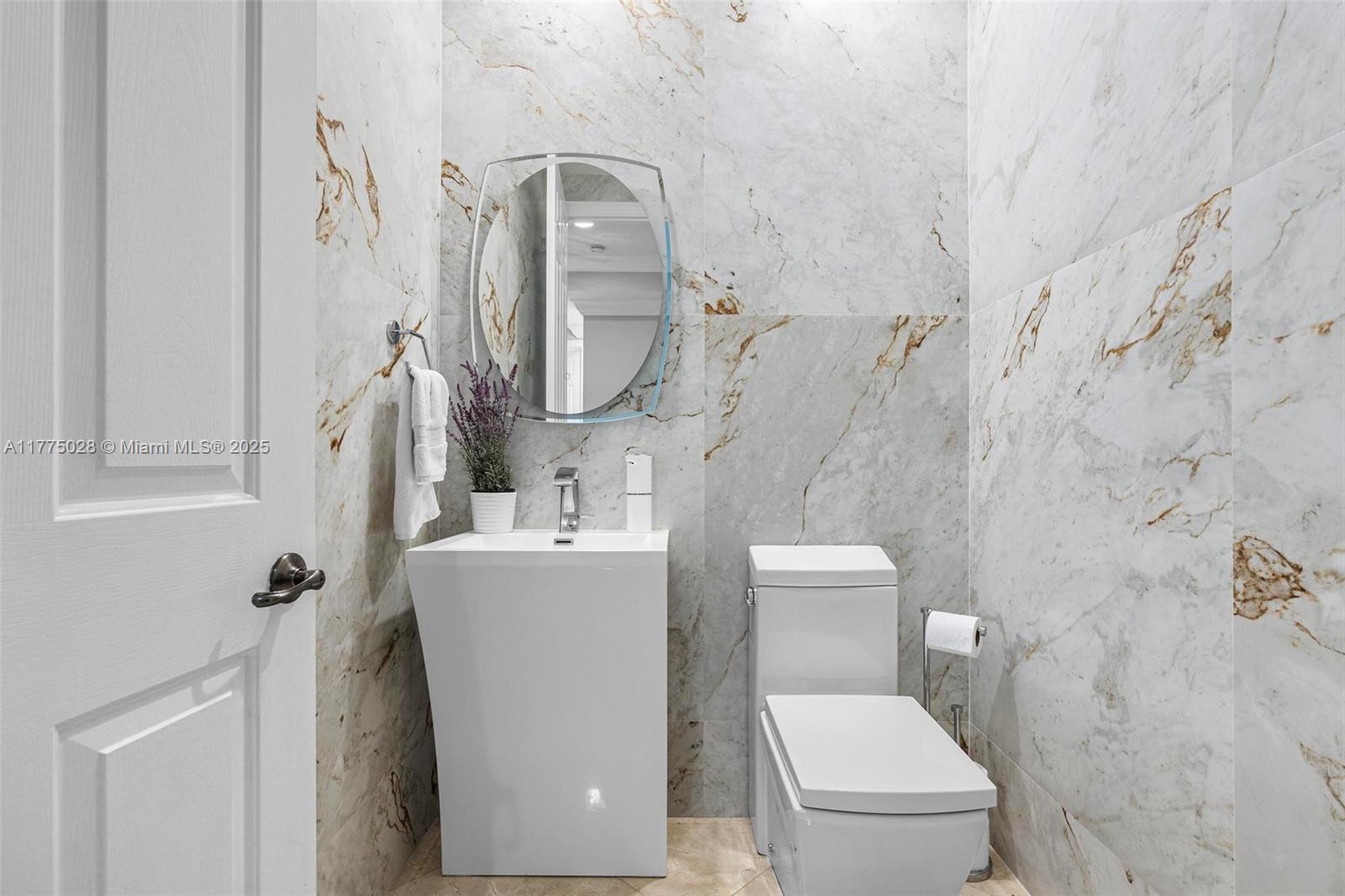 RIVERSTONE - Residential