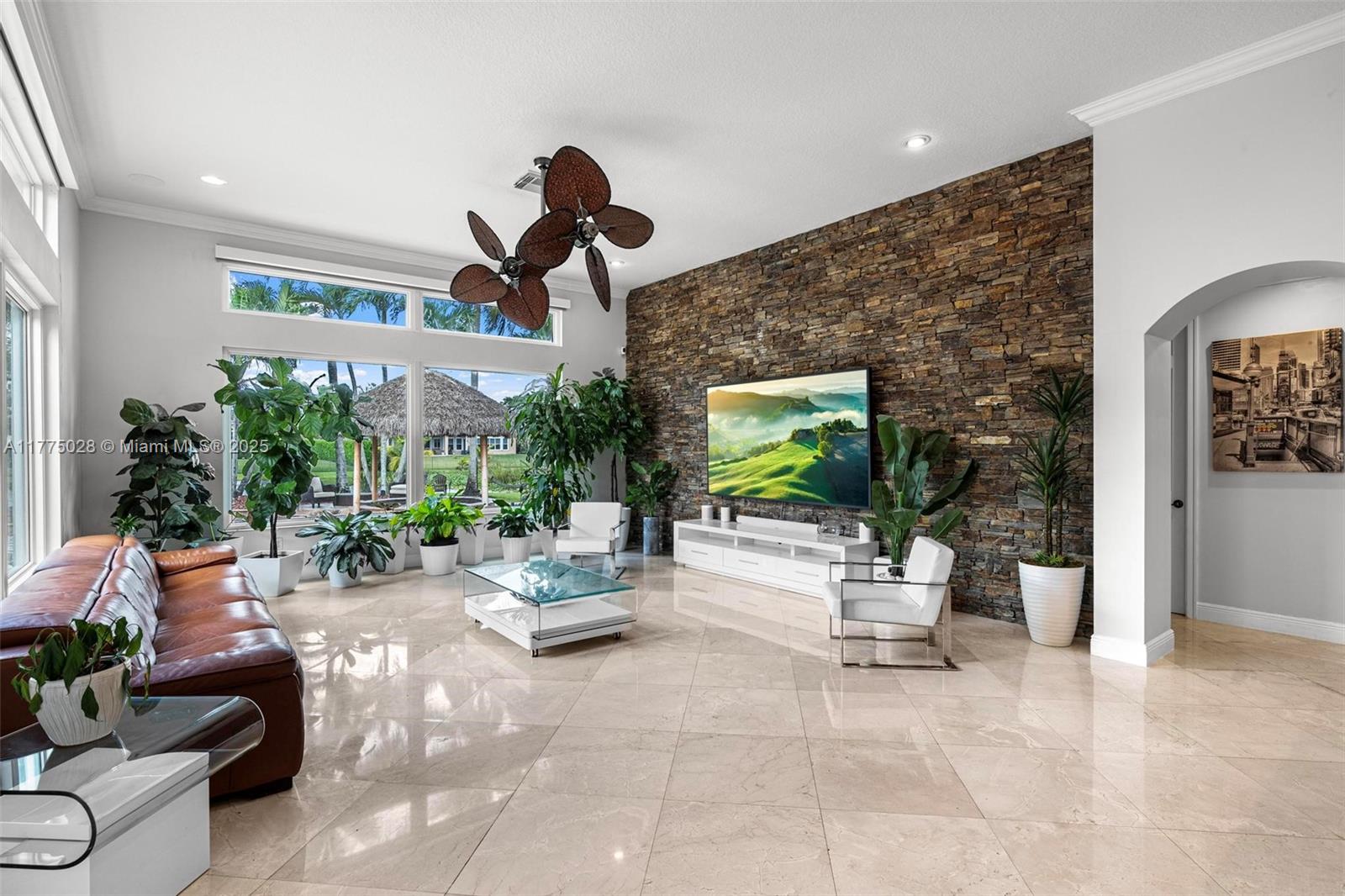 RIVERSTONE - Residential