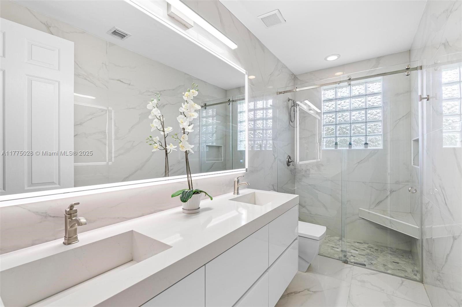 RIVERSTONE - Residential