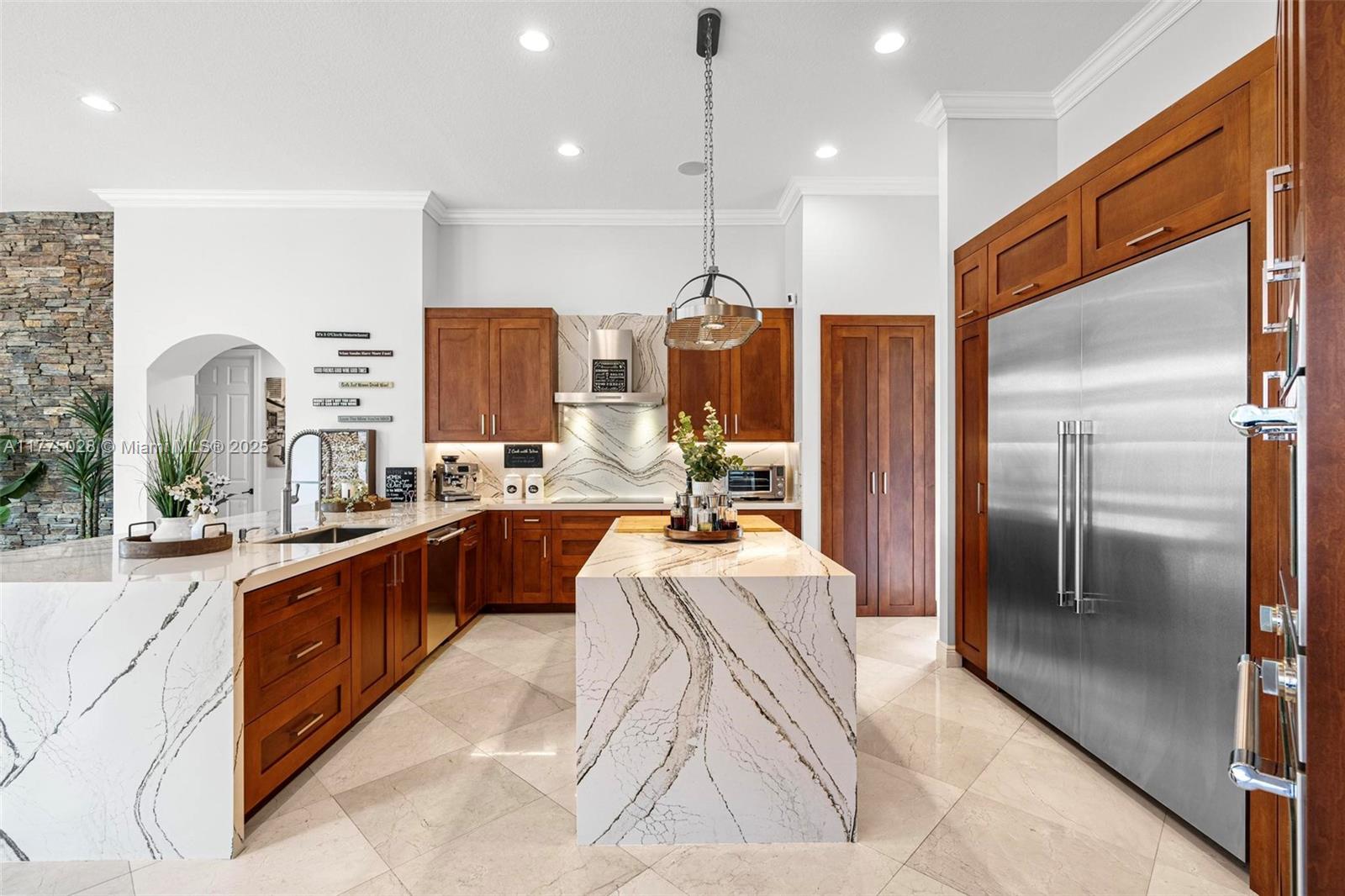 RIVERSTONE - Residential