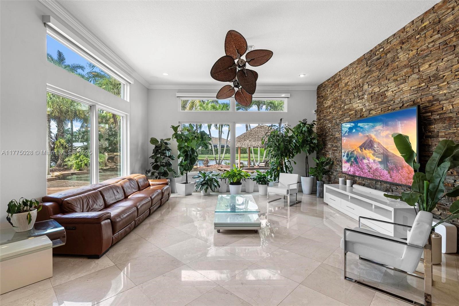 RIVERSTONE - Residential