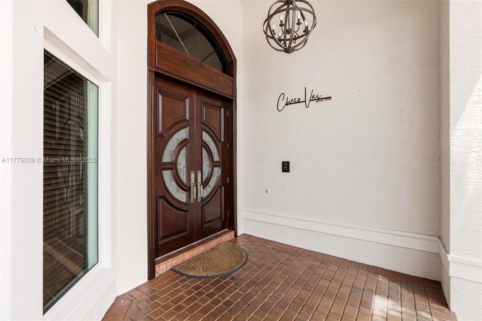 RIVERSTONE - Residential