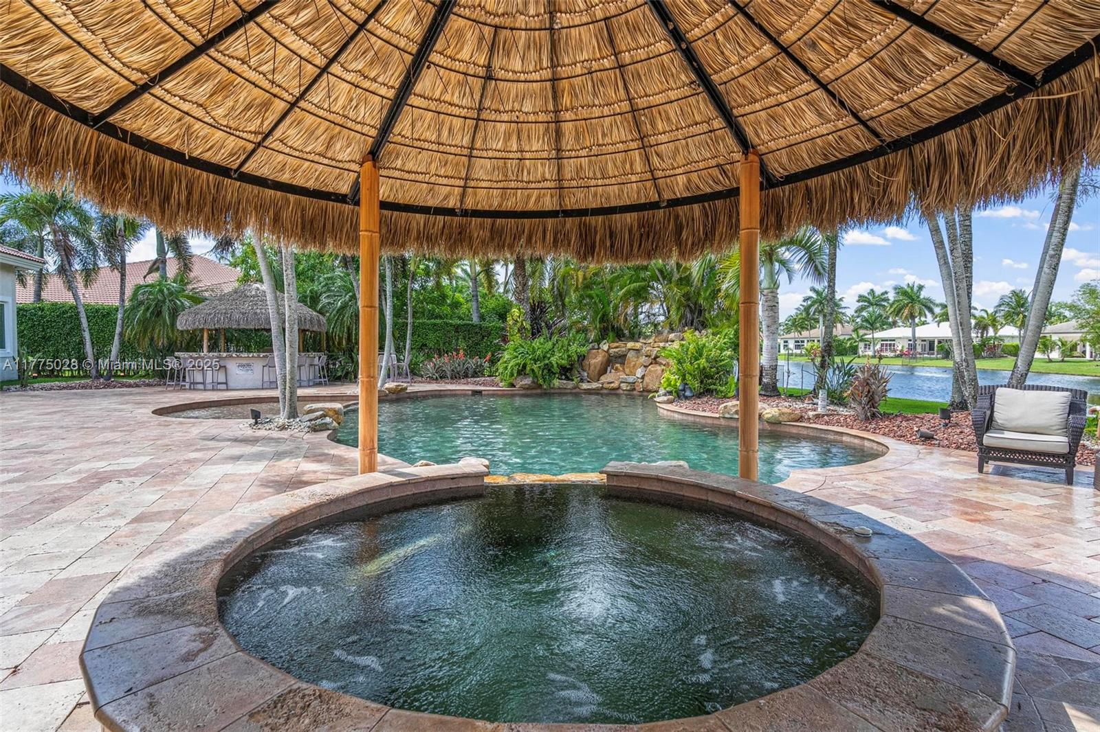 RIVERSTONE - Residential