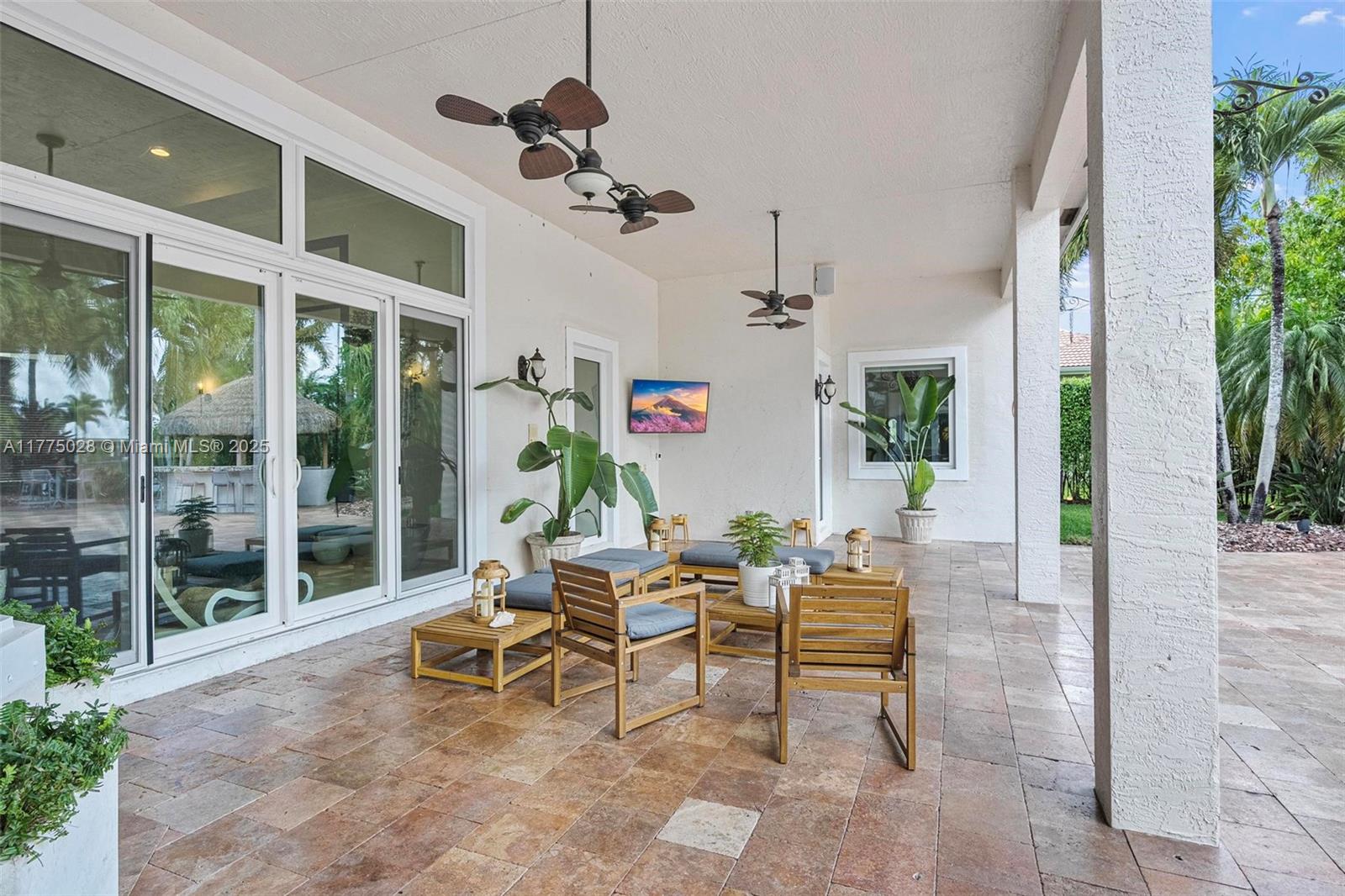 RIVERSTONE - Residential