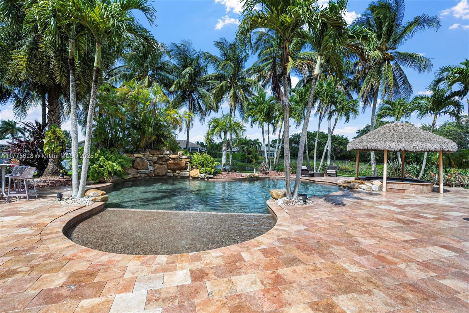 RIVERSTONE - Residential