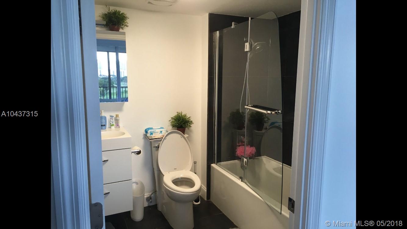 BONAVIDA CONDO - Residential Lease