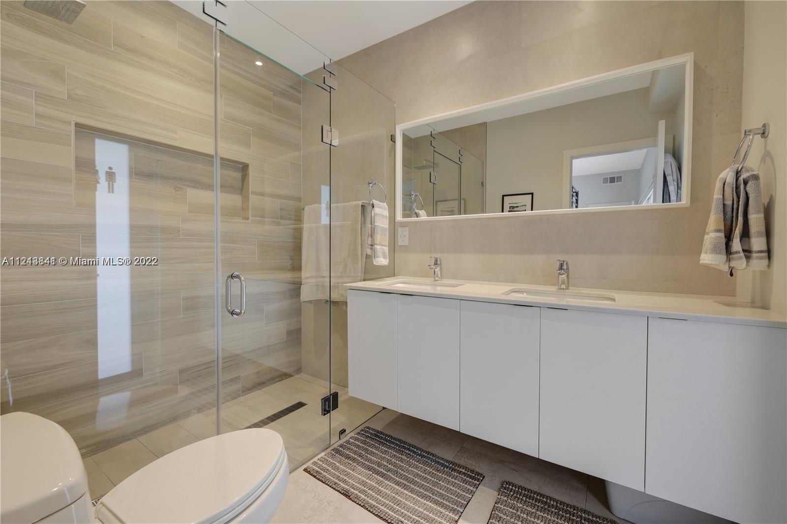 BAY HEIGHTS - Residential