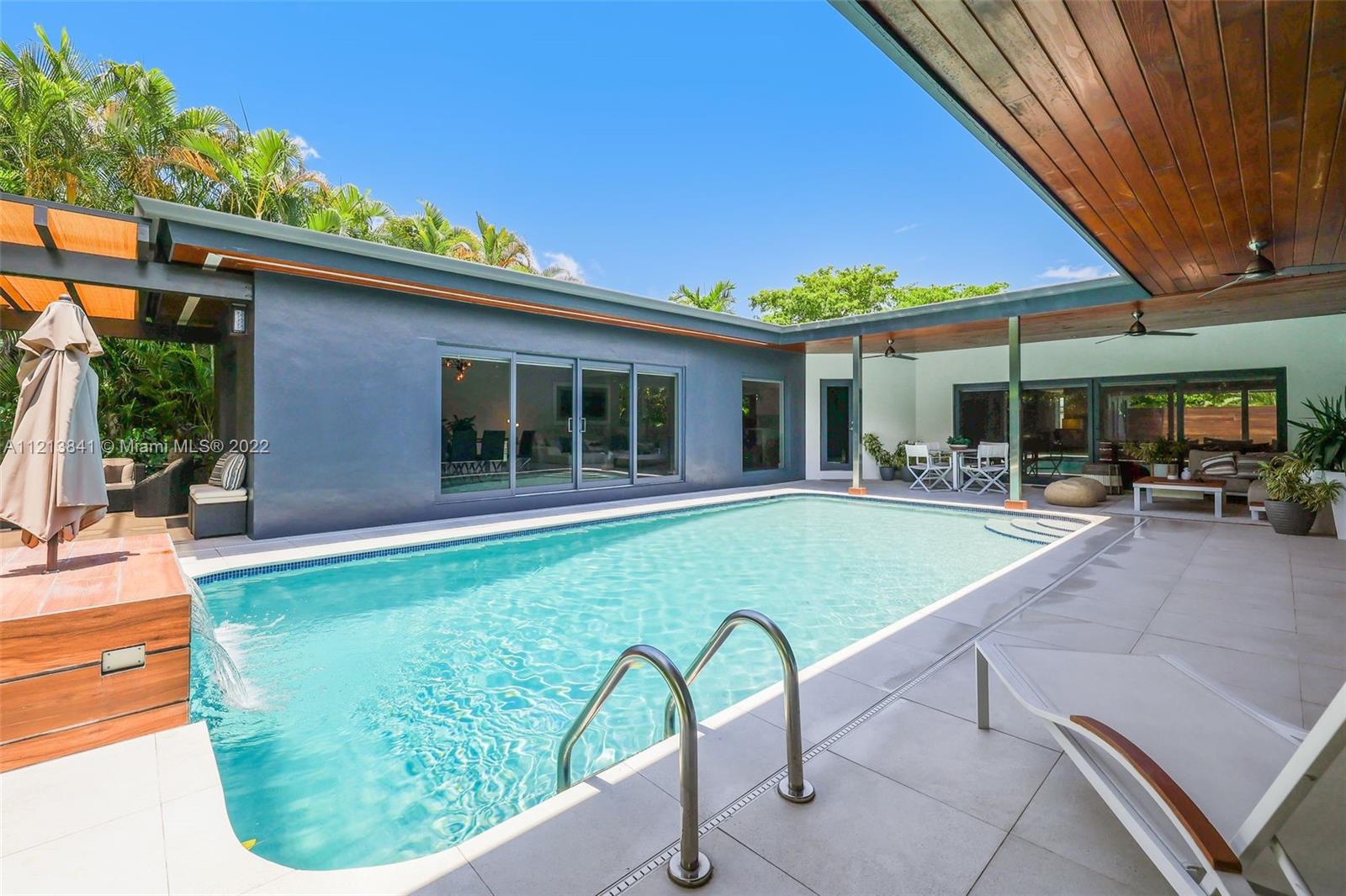 BAY HEIGHTS - Residential