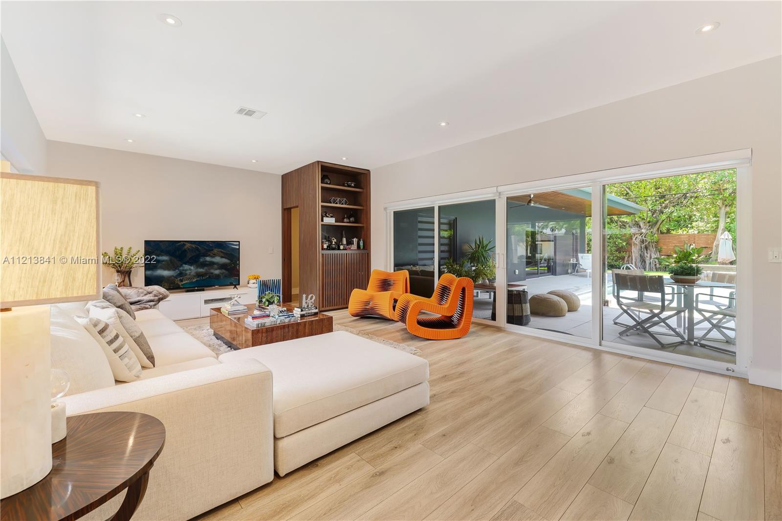 BAY HEIGHTS - Residential