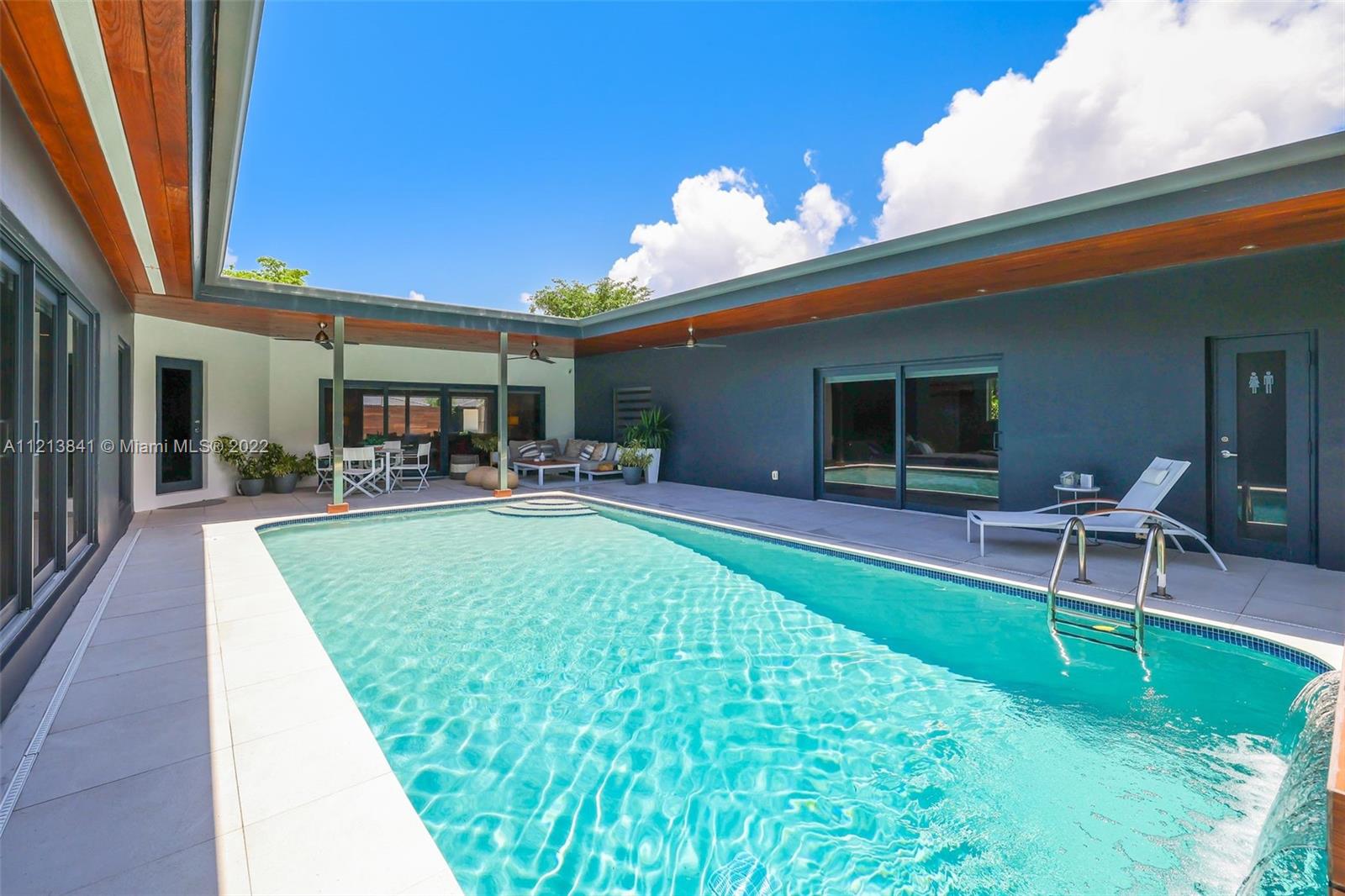 BAY HEIGHTS - Residential