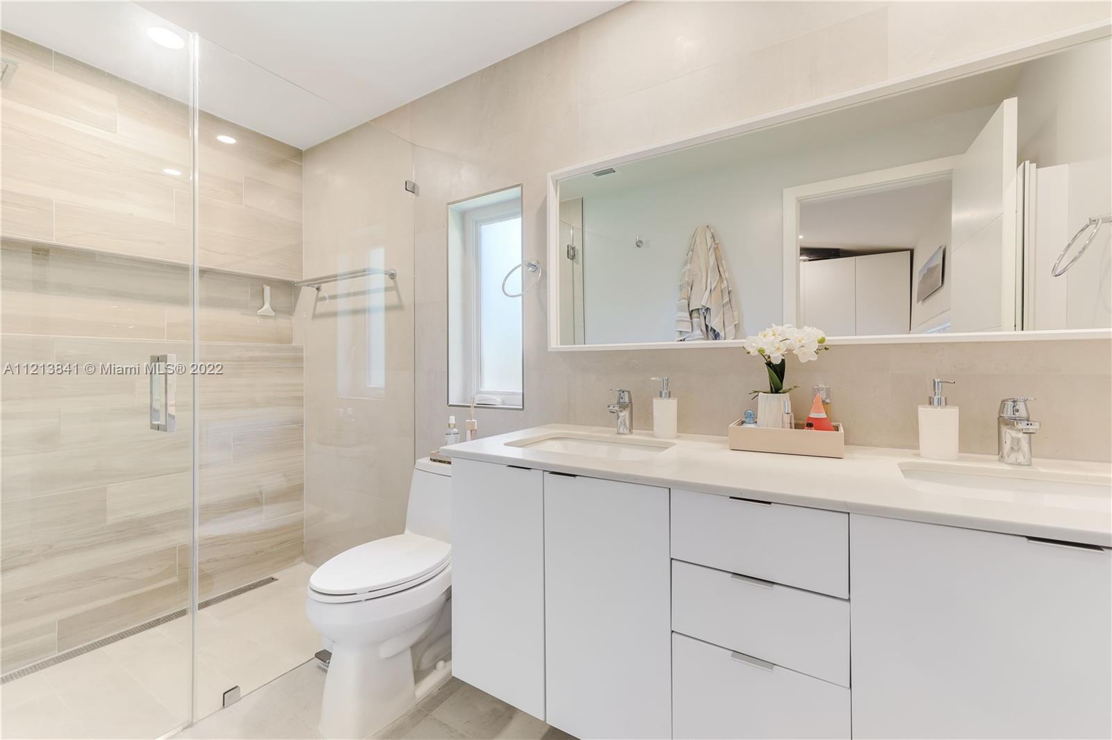 BAY HEIGHTS - Residential